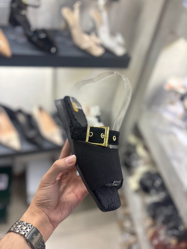 صندل راحتی شیک تابستانی مشکی و کرم عسلی رومی زنانه ( 969 )