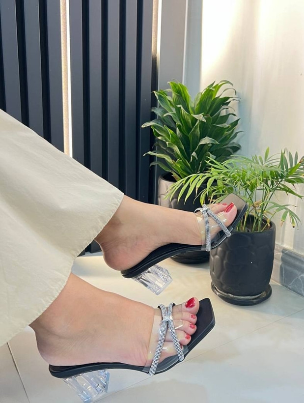 صندل طلقی نگیندار مشکی پاشنه بلند کفش مجلسی نگینی زنانه ( 952 )